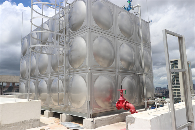 不锈钢水箱的外形为什么是圆的